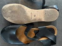 Jonny‘s geschlossene Sandalen schwarz 42 Hessen - Mücke Vorschau