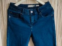 Bench skinny Jeans, 30W, 32L, Gr. M, blau Berlin - Köpenick Vorschau