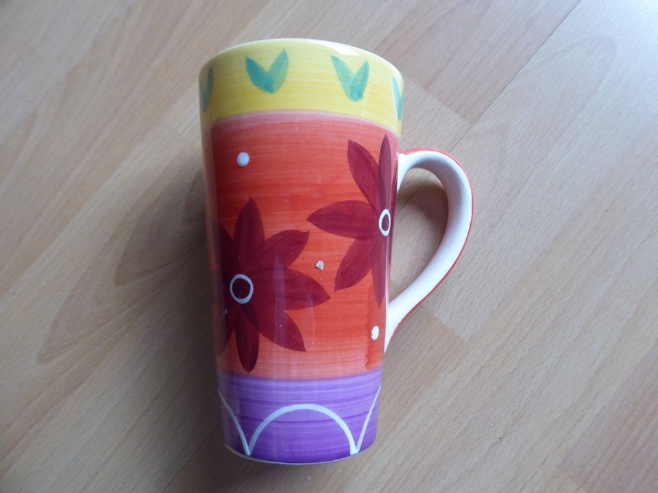 große Tasse, 15 cm Höhe, Preis 2,50 Euro in Osnabrück