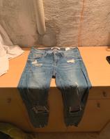 Skinny Jeans mit Löchern Bayern - Schweinfurt Vorschau