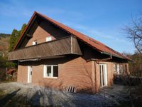 freistehendes Einfamilienhaus mit Wohnung im Dachgeschoss, ebener Garten, Terrasse und Garage Bayern - Hammelburg Vorschau