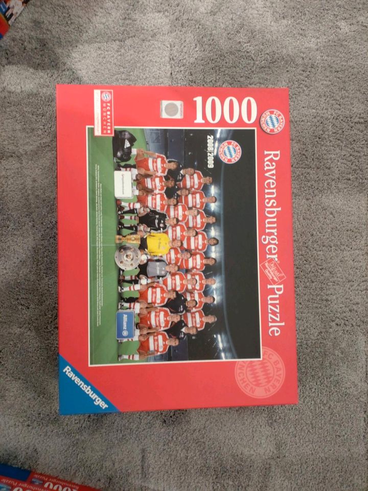 FC Bayern München Mannschaftspuzzle Sammlung in Teltow