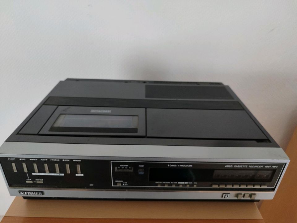 Fisher Video Cassette Rekorder in Aalen