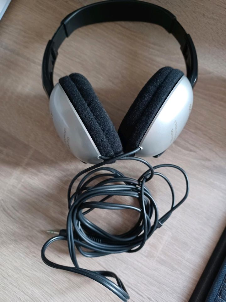 Sony Stereo Kopfhörer MDR-P180 in Daun