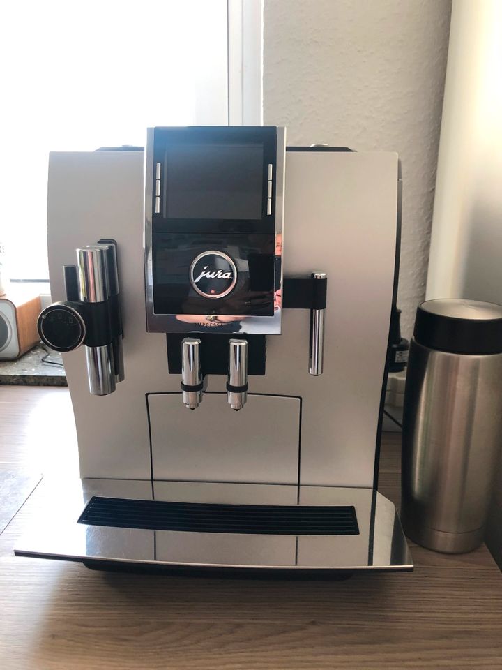 Kaffeevollautomat Jura Impressa Z 9 Silber ALU 6051 Bezüge in Oberhausen