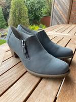 Medicus Hochfront Leder Pumps - wie NEU Gr. 39 (6) Nordrhein-Westfalen - Lohmar Vorschau