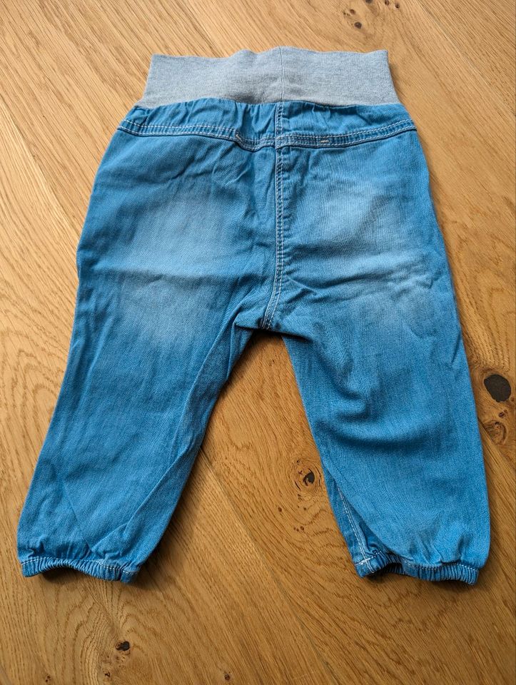 Sommerjeans Gr. 68 von S. Oliver in Heppenheim (Bergstraße)