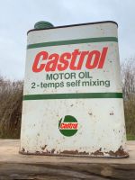 Castrol Zweitakt Öldose 60er Alu Messbecher Vespa Moped 2 Liter Nordrhein-Westfalen - Korschenbroich Vorschau