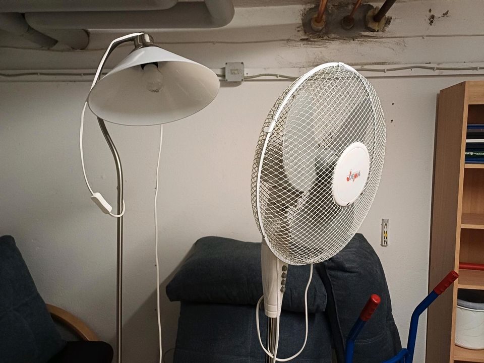 Ventilator, Stehlampe zum Tauschen in Hamburg