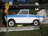 Trabant Deko Schrott halbe Auto DDR Oldtimer Bastler Nordrhein-Westfalen - Finnentrop Vorschau