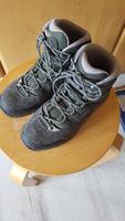neuwertige Wanderstiefel von LOWA BI-Density Gr. 39,5 Goretex Mad Obervieland - Arsten Vorschau
