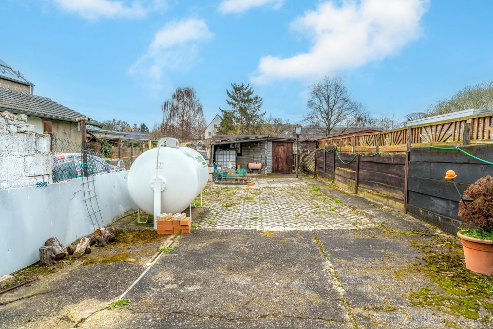 Einfamilienhaus mit viel Potential im sehr beliebten Zülpich-Lövenich. in Zülpich