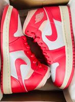Wmns Air Jordan 1 Mid 'Strawberries and Cream' Baden-Württemberg - Heddesheim Vorschau