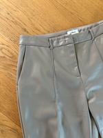 S.Oliver Lederhose greige relaxed cigarette Gr. 40 wNEU Nordrhein-Westfalen - Iserlohn Vorschau