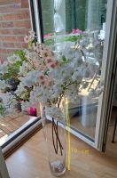 Blumenvase, Glasvase 70 cm hoch mit küns. Blumen Hamburg-Mitte - Hamburg Hamm Vorschau