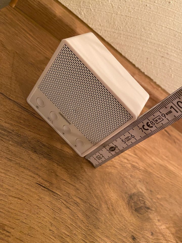 MEDION Radio / Steckdosen Radio / Bluetooth in Sehlde