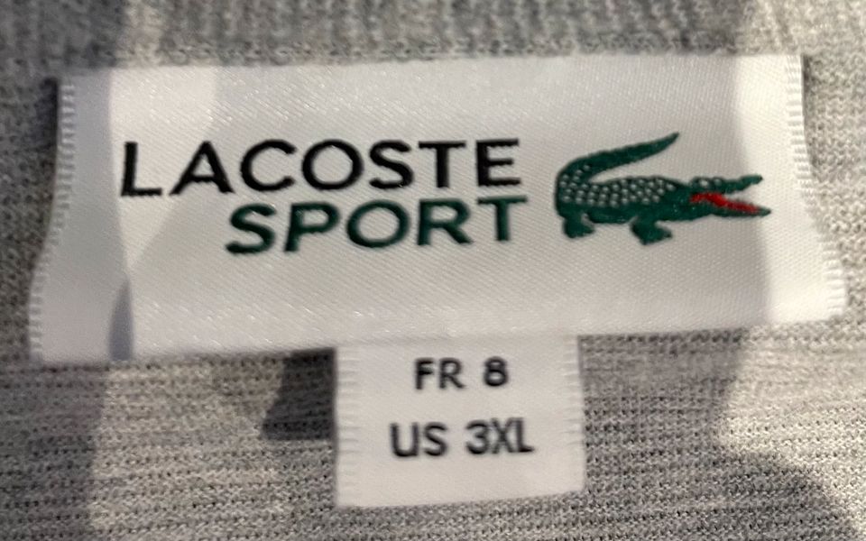 2 Lacoste Sport Polos in Niedernwöhren