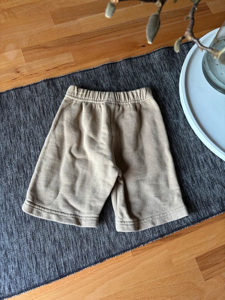 kurze Hose Shorts Esprit beige Gr. 68 in Lutzingen