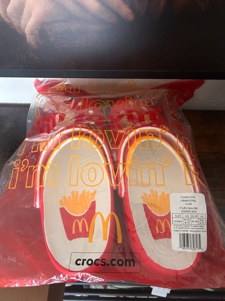 CROCS X MC DONALDS US10/44 in Moers