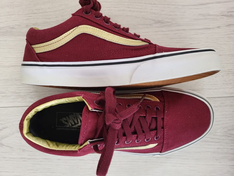 Old Skool Vans in Größe 39 bordeaux/ gold / dunkelrot limitiert in Hürth