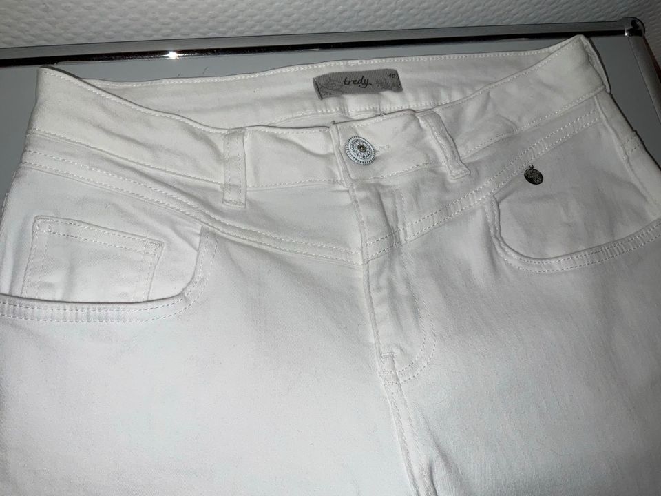 Super schöne Tredy Sommerjeans Gr 40 in Nürnberg (Mittelfr)