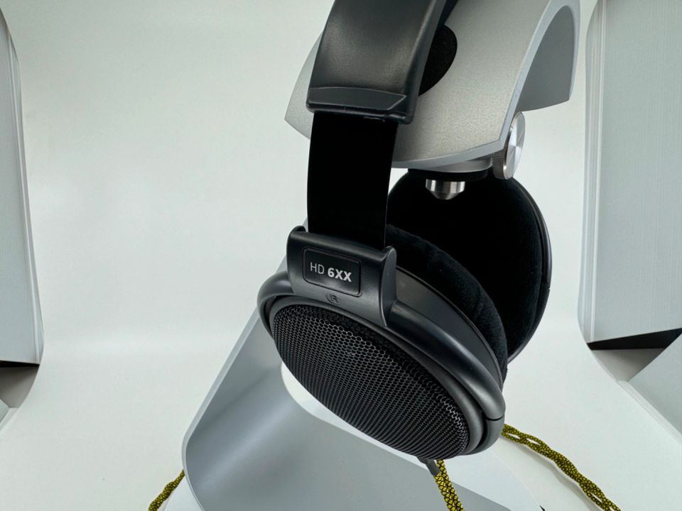 Massdrop x Sennheiser HD6XX in Albbruck