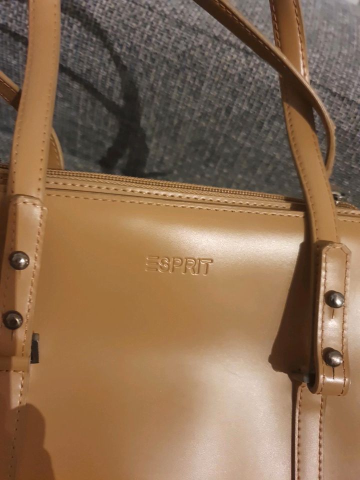 ESPRIT DAMEN HANDTASCHE TOP in Gelsenkirchen