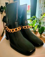 Catwalk schwarze Stiefeletten Gr. 40 neu Goldkette Nordrhein-Westfalen - Hattingen Vorschau