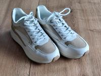 Sneaker weiß Catwalk, 39 mit dicker Sohle Hessen - Neuberg Vorschau