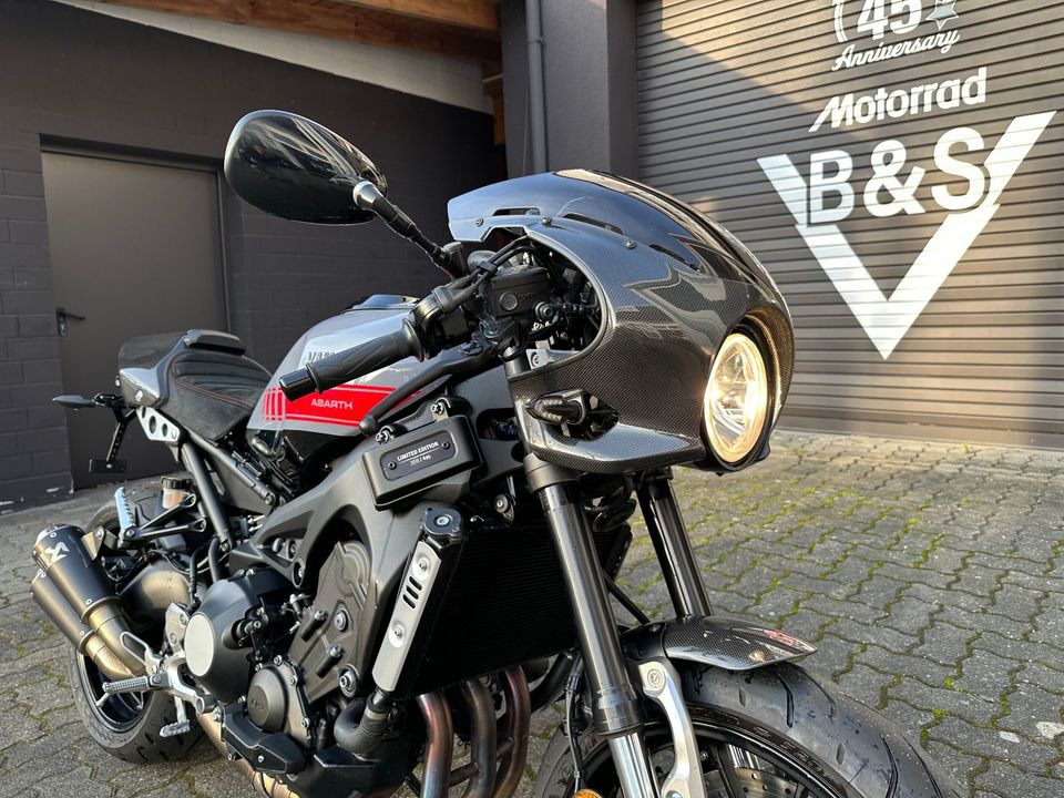 Yamaha XSR900 Abarth 1 Hand Akrapovic ABS 1 Hand. in Hanau