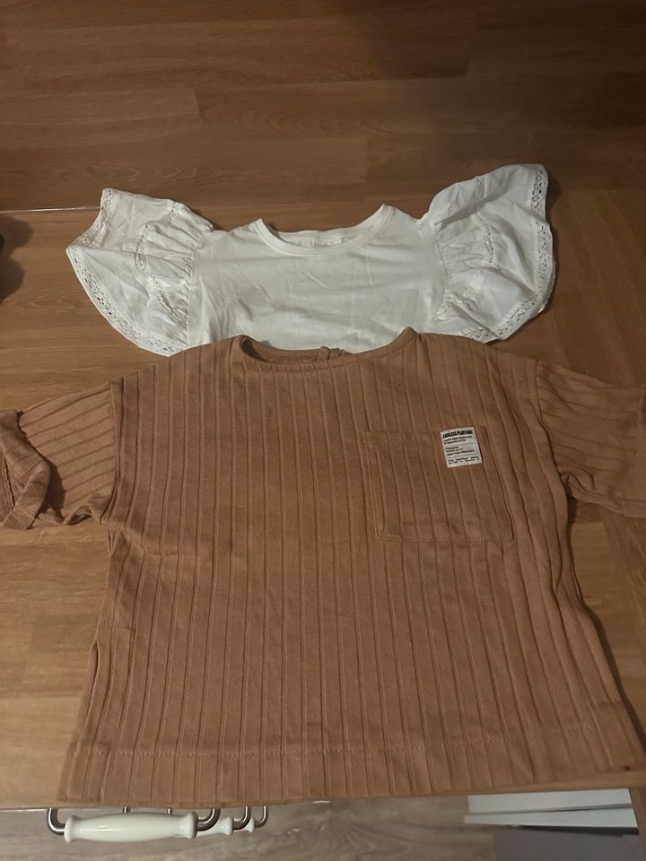 Zara Shirts, Set, 116 in Hamburg