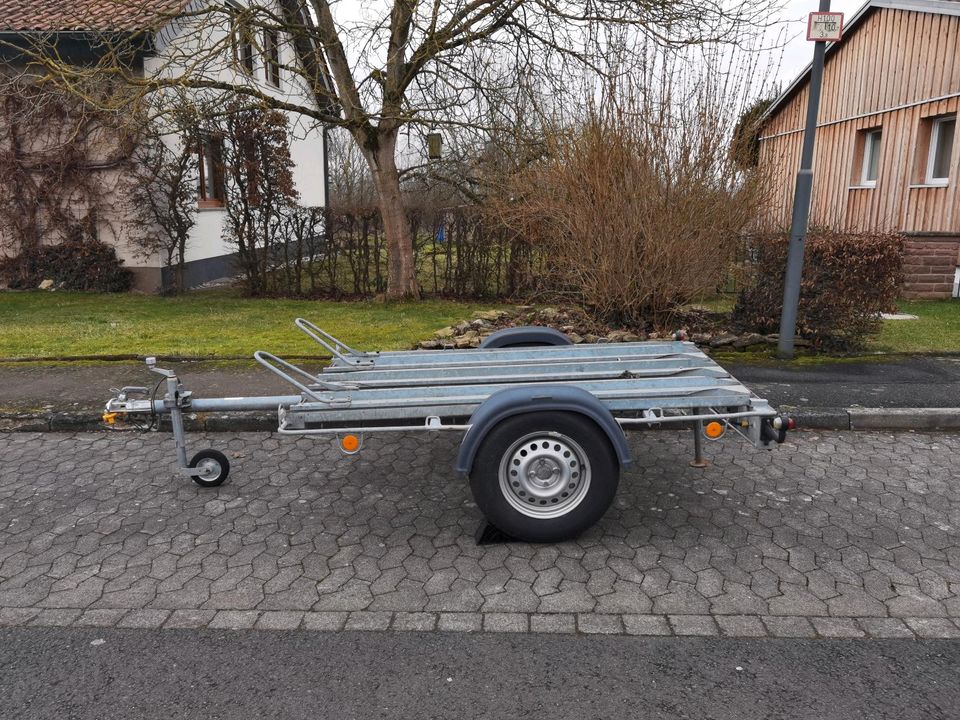 Motorradanhänger 750 kg zu vermieten in Fulda