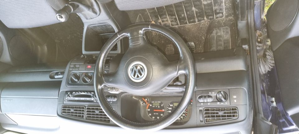 VW GOLF IV Cabriolet (1E7) 2.0 in Volkach