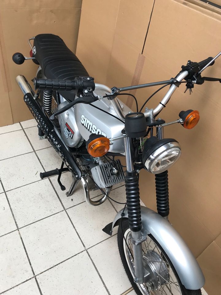 Simson S51 Enduro 4 Gang Silber VAPE 60km/h Papiere Versand ZT * in Calbe (Saale)