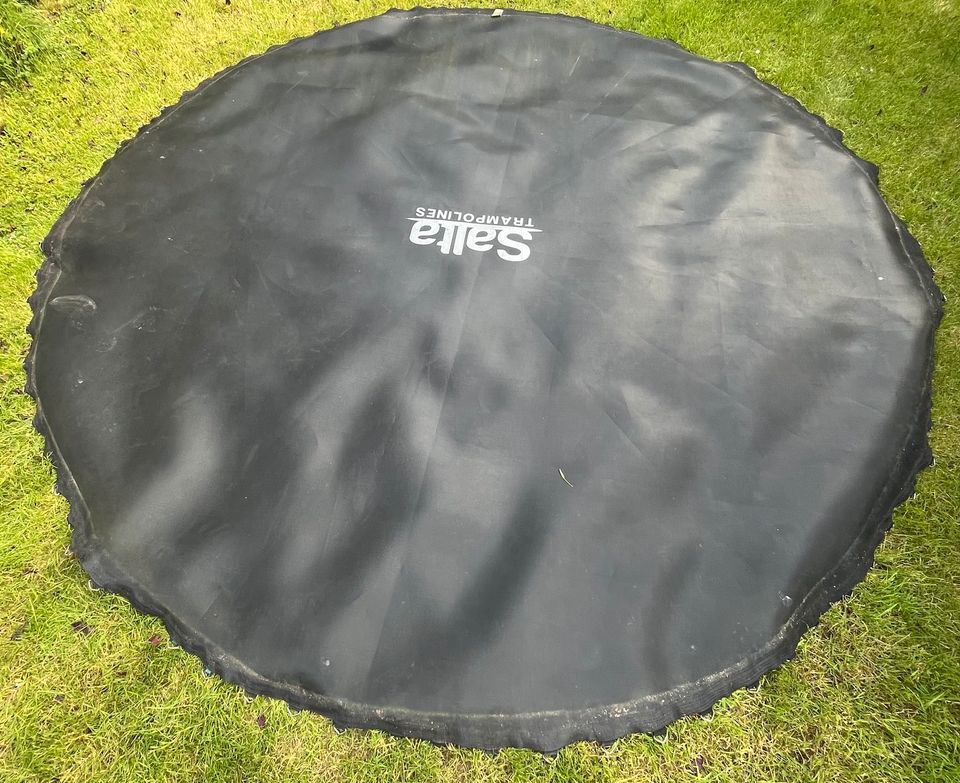 Salta Trampolin schwarz Outdoor 4,27m Durchmesser in Stolberg (Rhld)