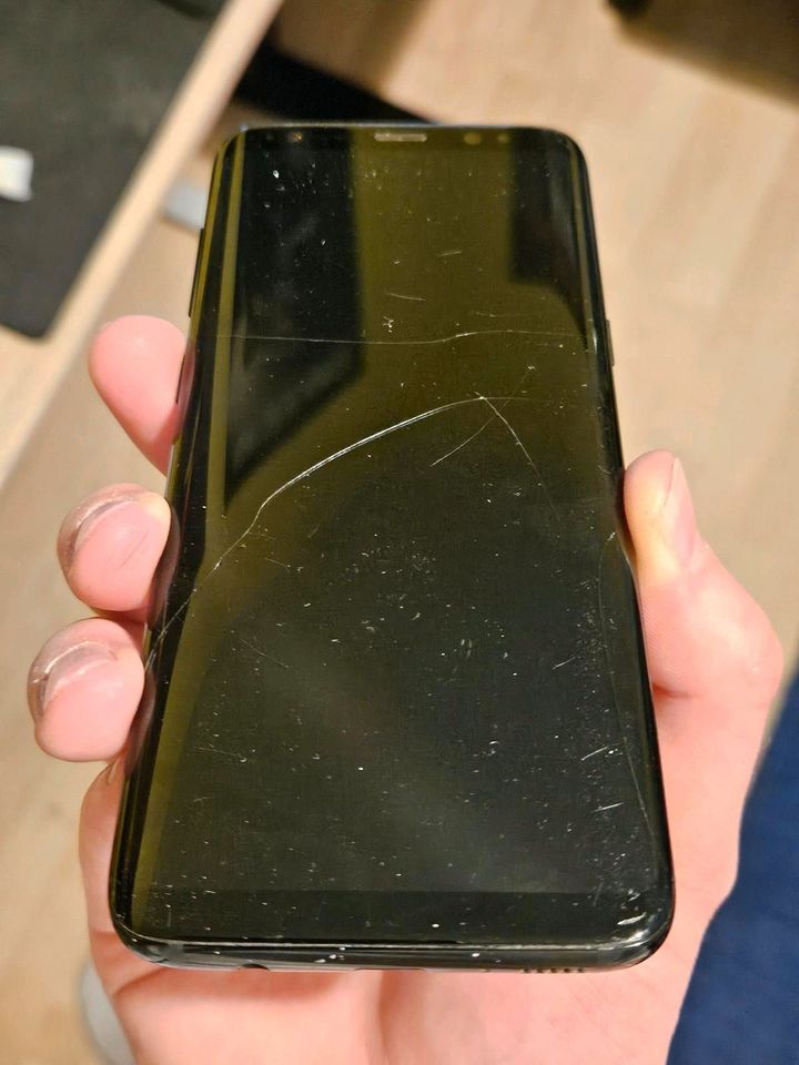 Samsung Galaxy S8 schwarz guter Zustand in Kempten
