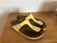 Birkenstock Gizeh Gr. 37 fast neu gelb Zehentreter Sandale Bayern - Michelau i. OFr. Vorschau
