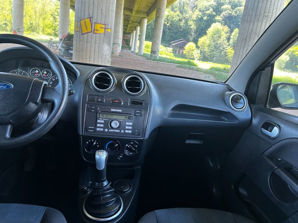 Ford Fiesta Connection - Tüv-Asu NEU (05.2026) - in Wittlich