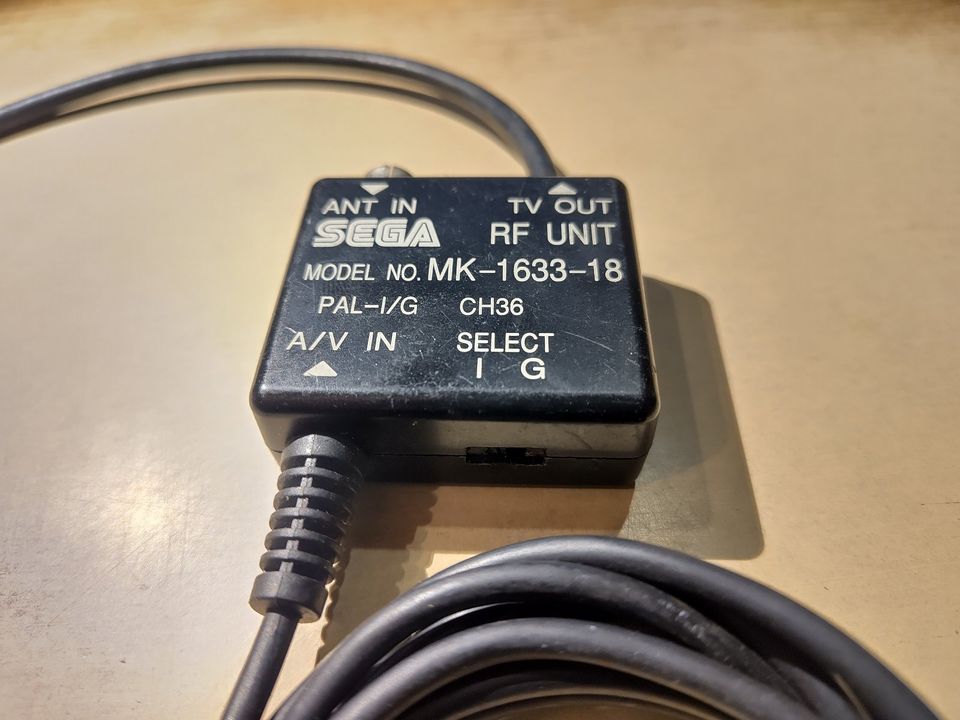 MK-1633-18 SEGA Mega Drive 2 RF Antennenkabel Original in Kiel