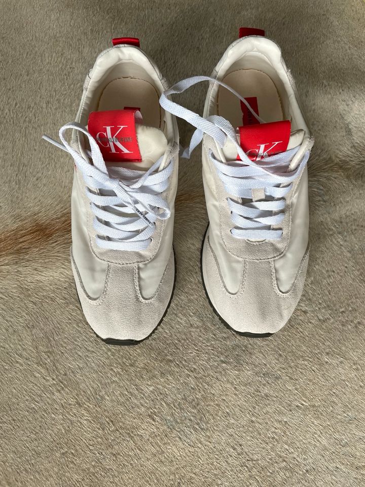 Calvin Klein Sneaker, EU 37, wie neu, rot/beige in Gütersloh