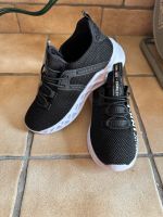 Sportschuhe  Kinder!! Junge und Mädchen, Neu!! Niedersachsen - Dissen am Teutoburger Wald Vorschau