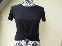 Tally Weijl Gr. 36 T-Shirt Bluse kurz crop Top crincle gedreht Hessen - Marburg Vorschau