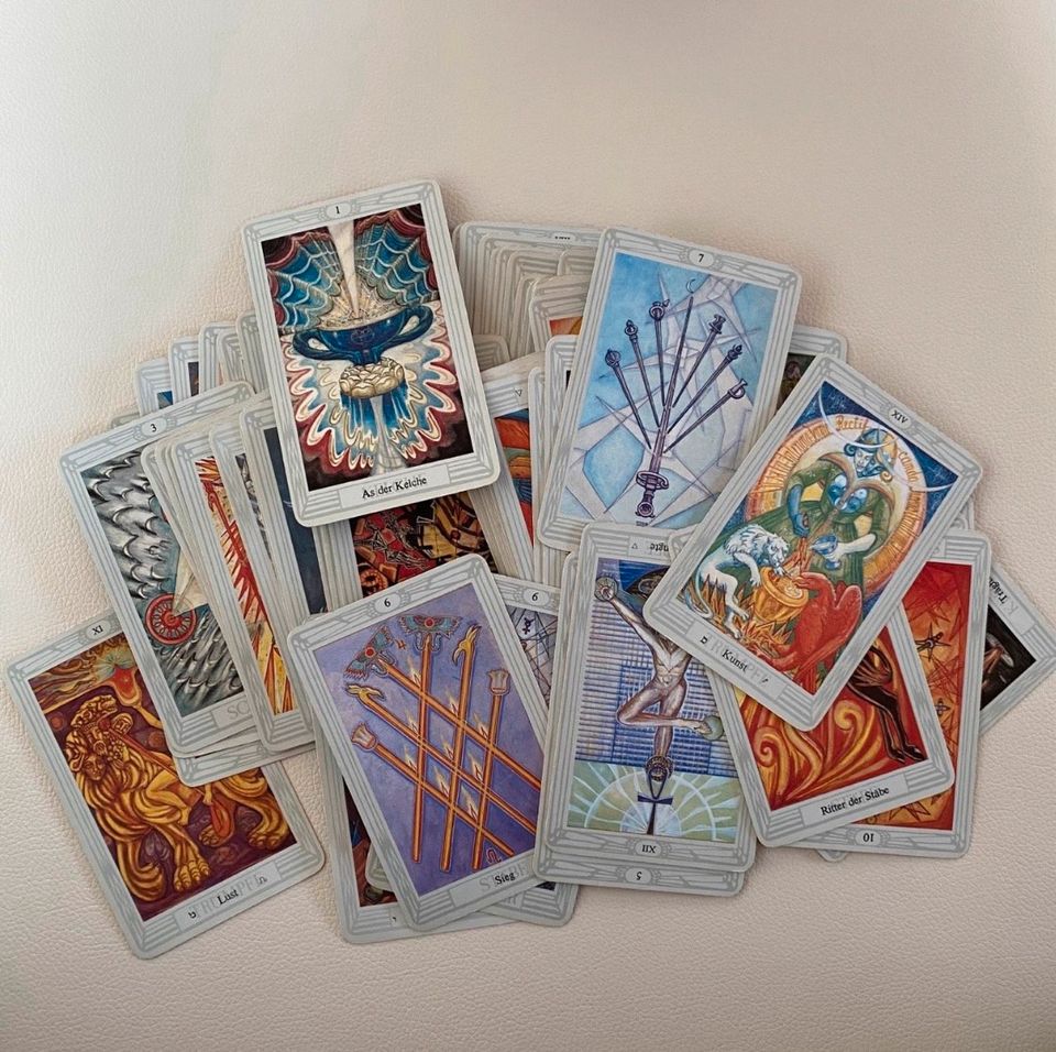 Tarot Set mit Karten, Spiegel der Seele + Crowley Tarot in Köln