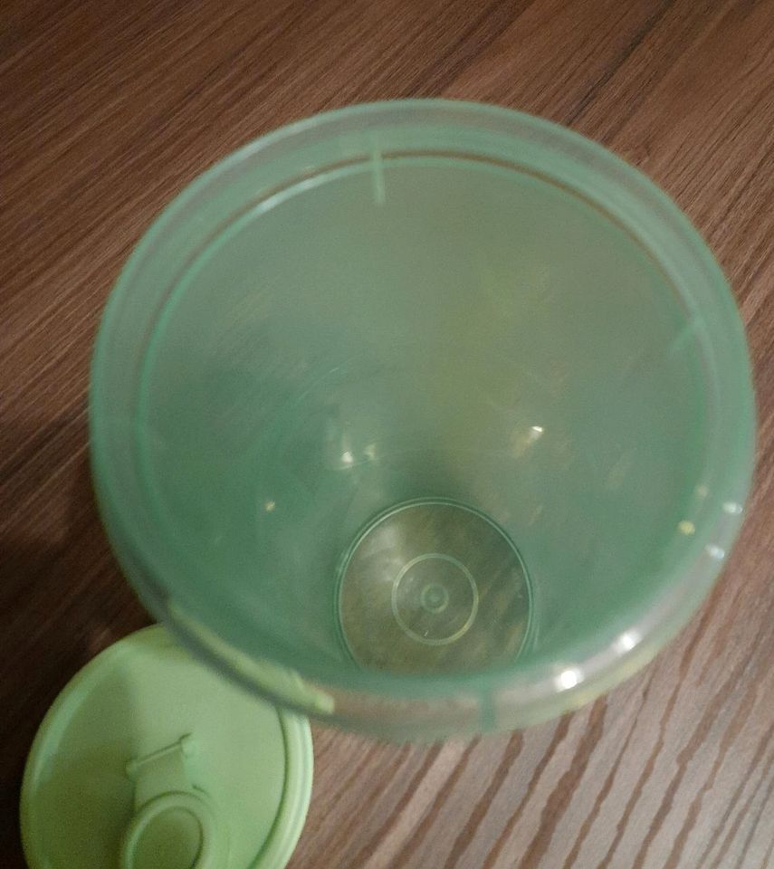 Tupperware Shaker in Berlin