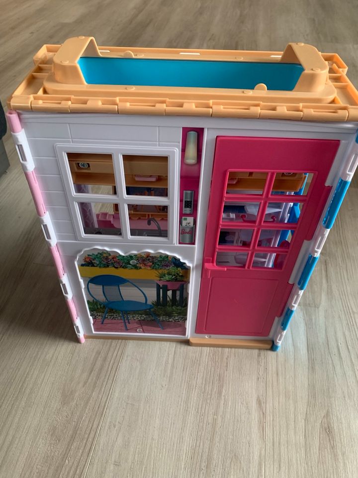 Barbie Ferienhaus klappbar in Hangen-Weisheim