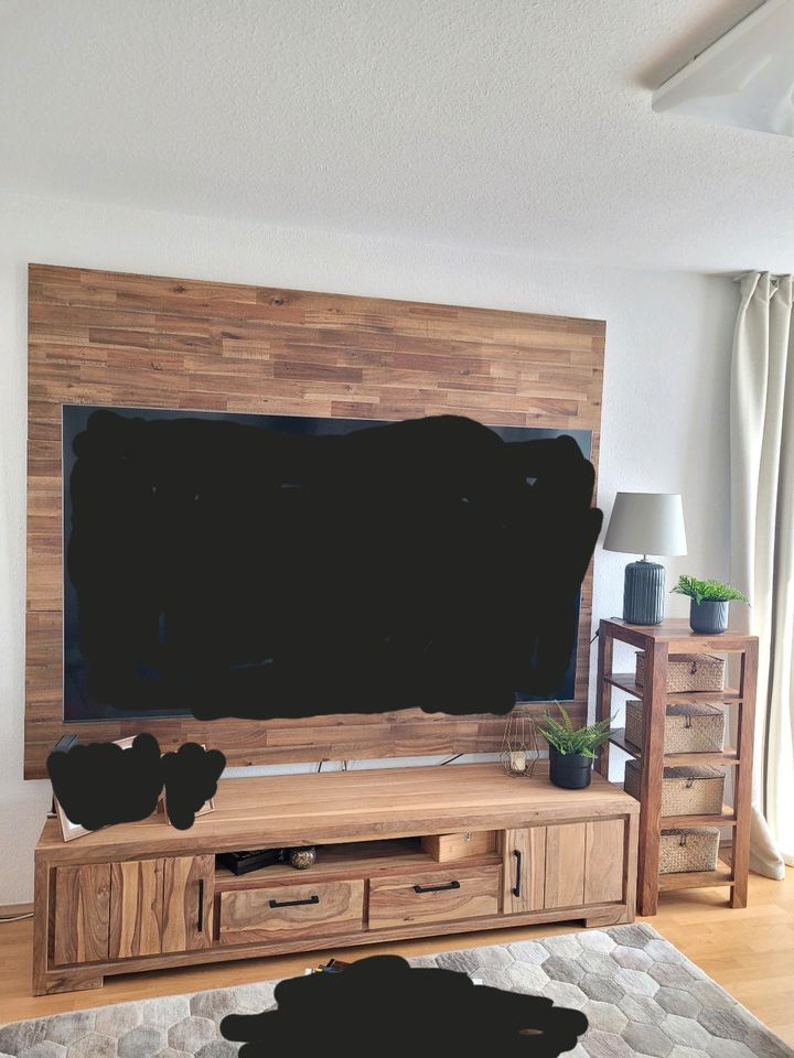 Holz Holzwand Fernseherwand Dekowand in Düsseldorf