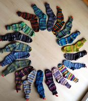 Sebst gestrickte Socken in allen Farben und Größen Nordrhein-Westfalen - Lügde Vorschau