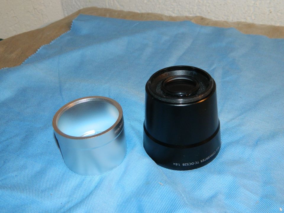 Canon Telekonverter TC-DC528 1.6x mit Soligor Adapter Tube in Schotten