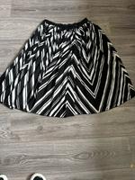 Buffalo Rock schwarz weiß Gr. 44 XL Thüringen - Uder Vorschau