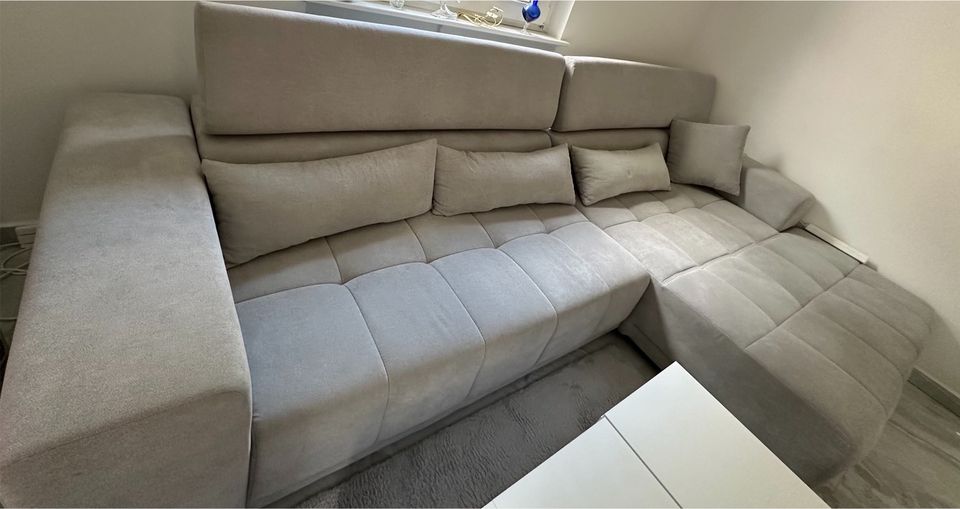 5̶0̶0̶—> 400 / Grey Couch in Landstuhl